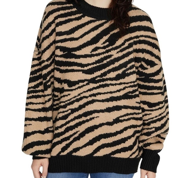 NWOT Sanctuary Black Tiger Wild Kingdom Oversize Sweater US L - Picture 1 of 8